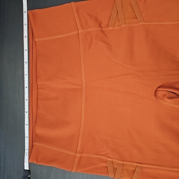 Fabletics 28" leggings with pockets sz S EUC butternut brown/burnt orange - Picture 2 of 10